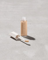 We're Even Hydrating Longwear Concealer — 220W