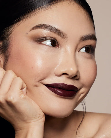 Stunna Lip Paint Longwear Fluid Lip Color — Underdawg