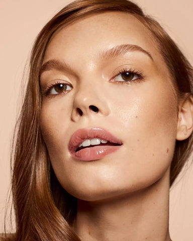 Gloss Bomb Heat Universal Lip Luminizer + Plumper — Fenty Glow Heat