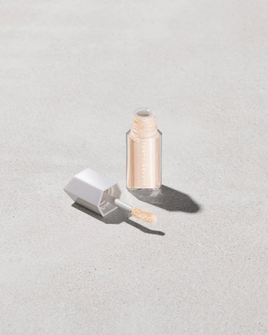 We're Even Hydrating Longwear Concealer — 125C