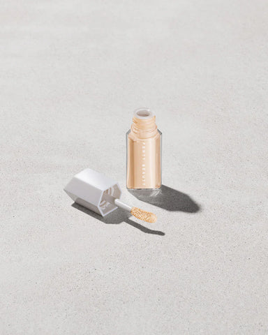 We're Even Hydrating Longwear Concealer — 160W