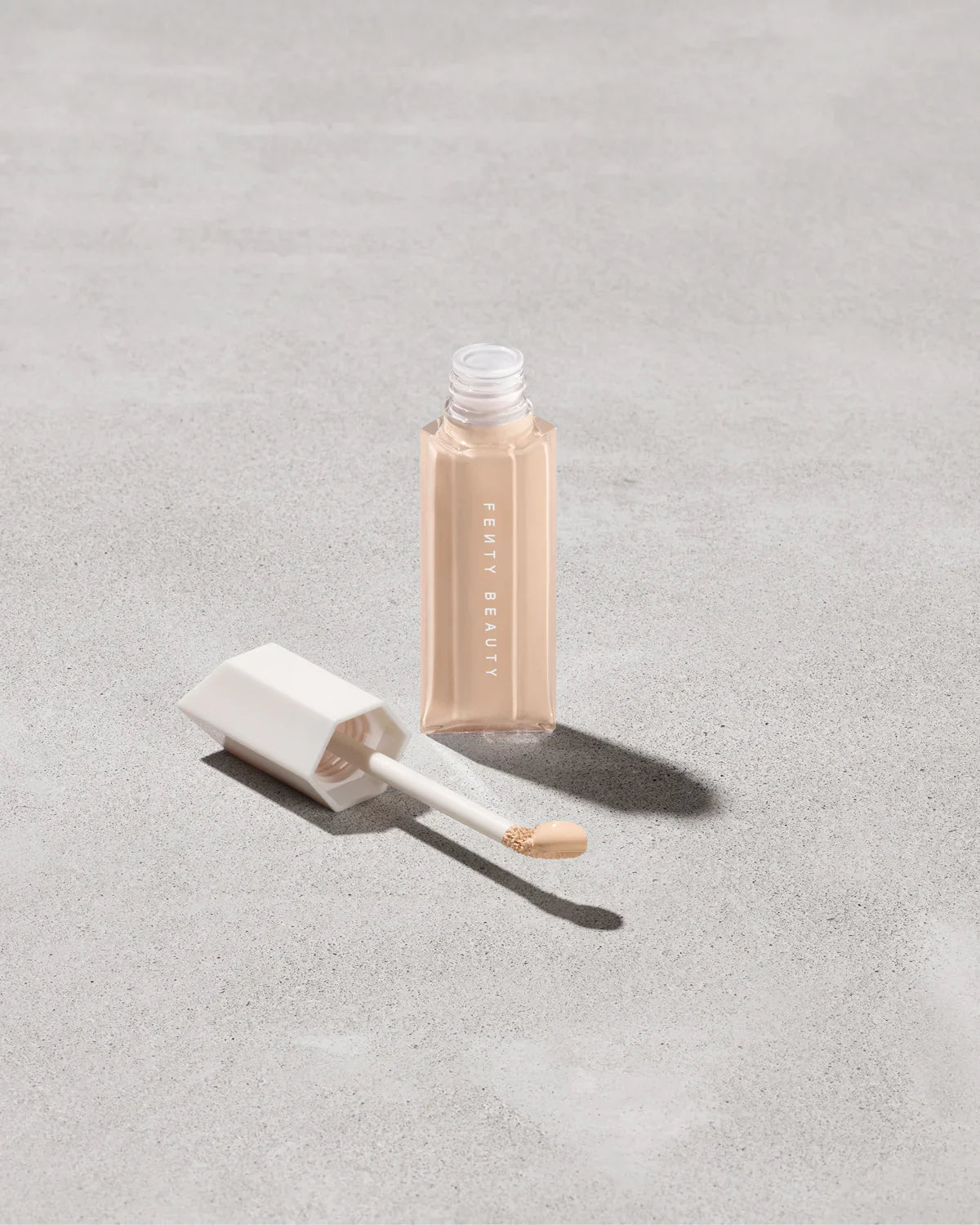 We're Even Hydrating Longwear Concealer — 160W