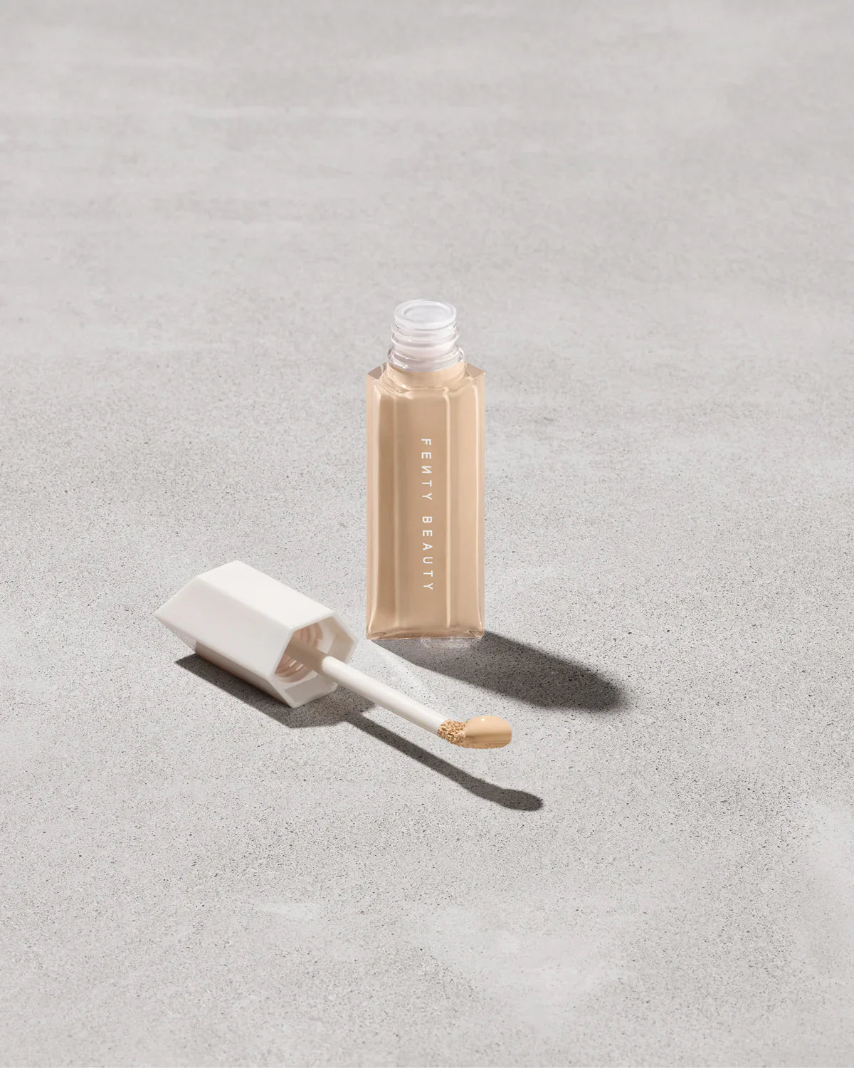 We're Even Hydrating Longwear Concealer — 185C