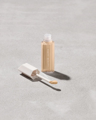 We're Even Hydrating Longwear Concealer — 210W