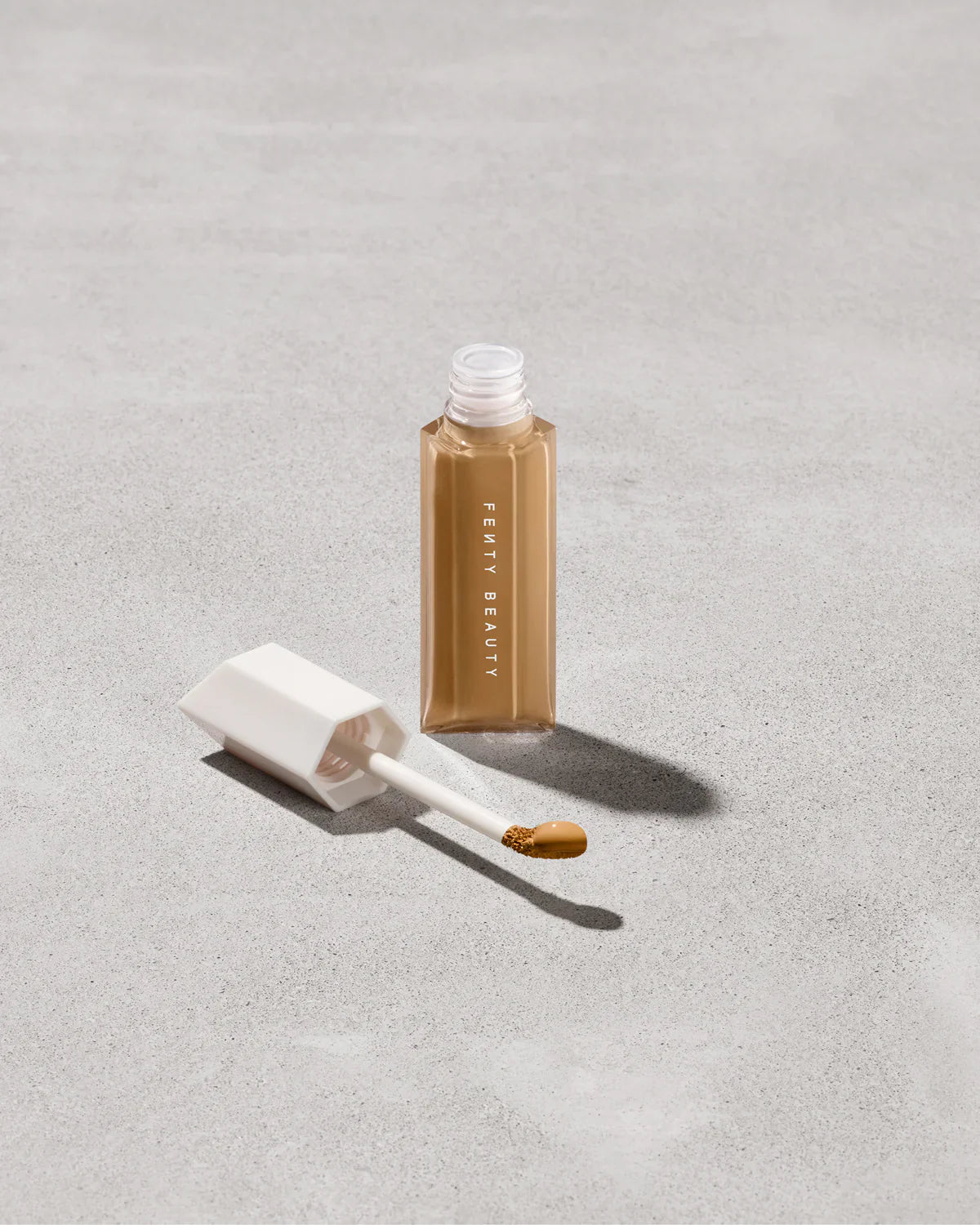 We're Even Hydrating Longwear Concealer — 315W