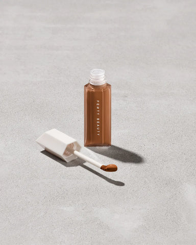 We're Even Hydrating Longwear Concealer — 425W