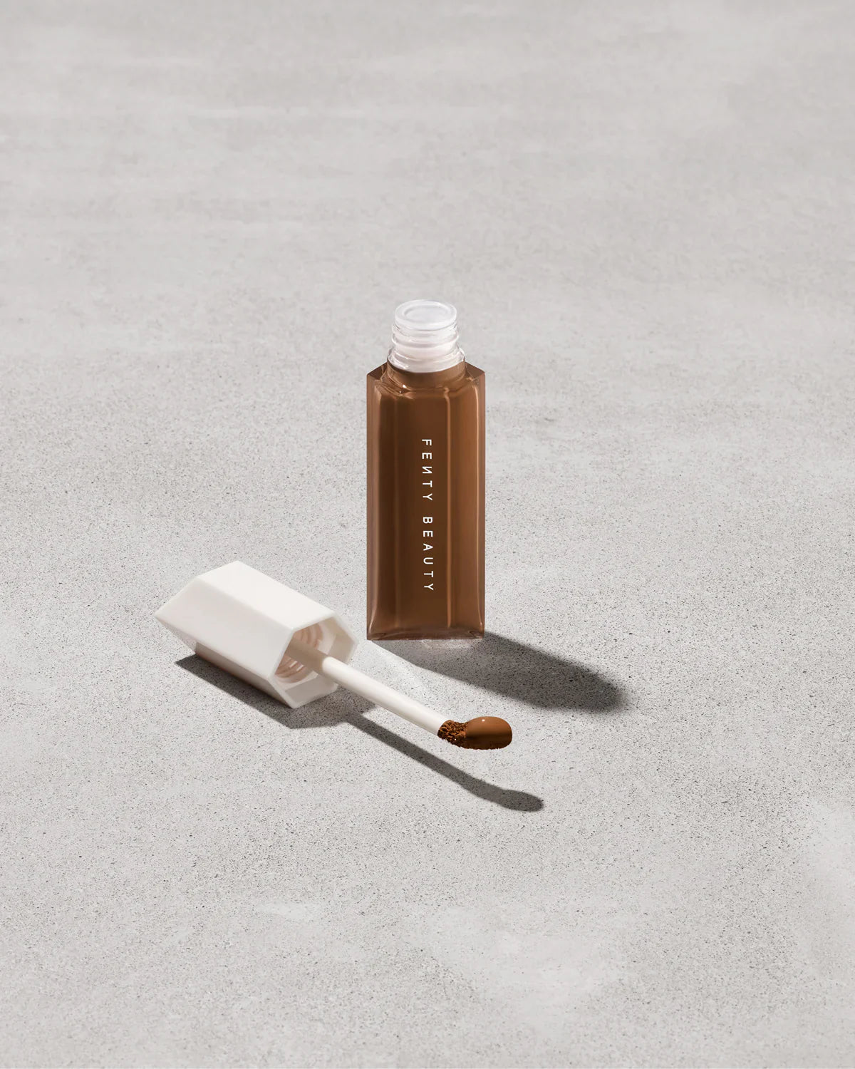 We're Even Hydrating Longwear Concealer — 480N